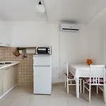 Danica 아파트