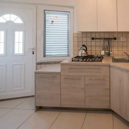 Apartament Danica Vrbnik (Primorje-Gorski Kotar)